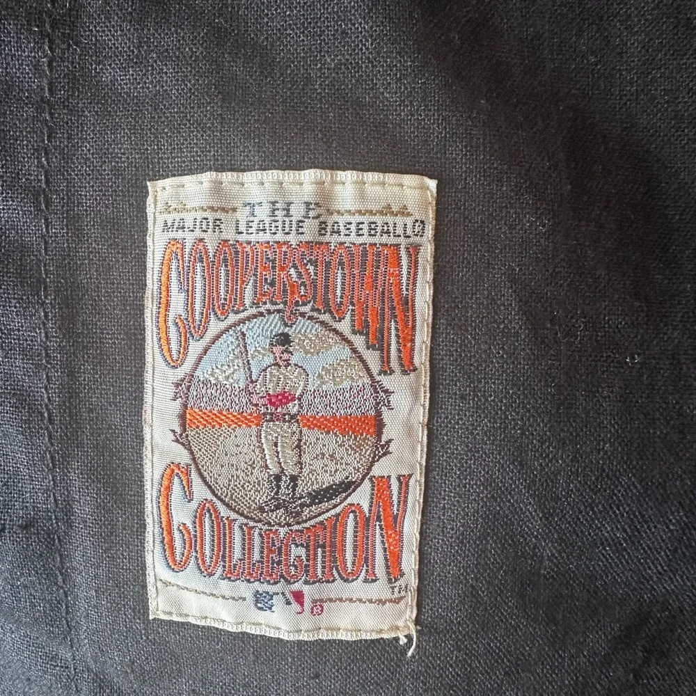 Men's Black and Gray Short Sleeve Shirt - Picture 6 of 6